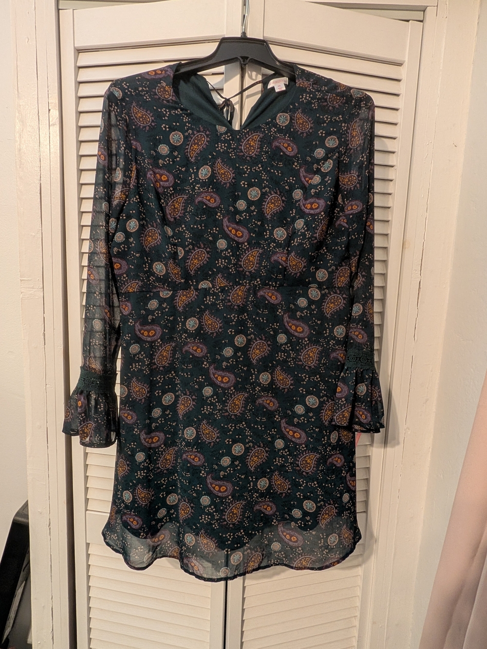 Xhilaration Dark Green Paisley Long-Sleeve Mini Dress